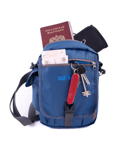 Универсальная вместительная дорожная сумочка. Tatonka Check In XT Clip