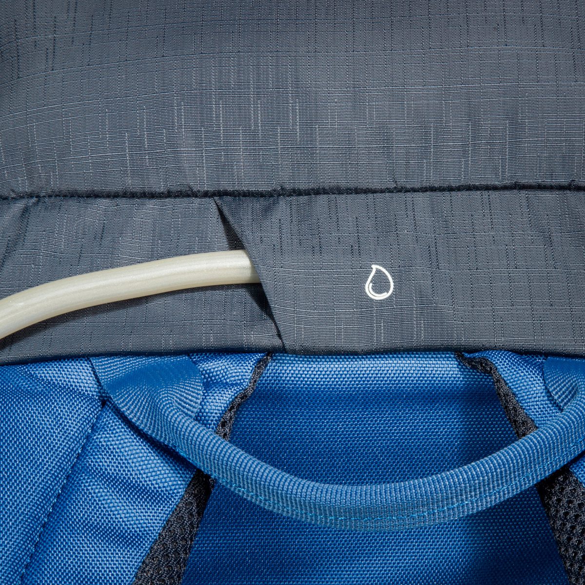 Спортивный рюкзак с вентилируемой спиной. Tatonka Storm 30